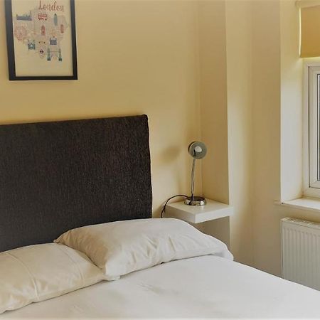 Swindon Old Town Duplex - Entercloud9Saアパートメント エクステリア 写真