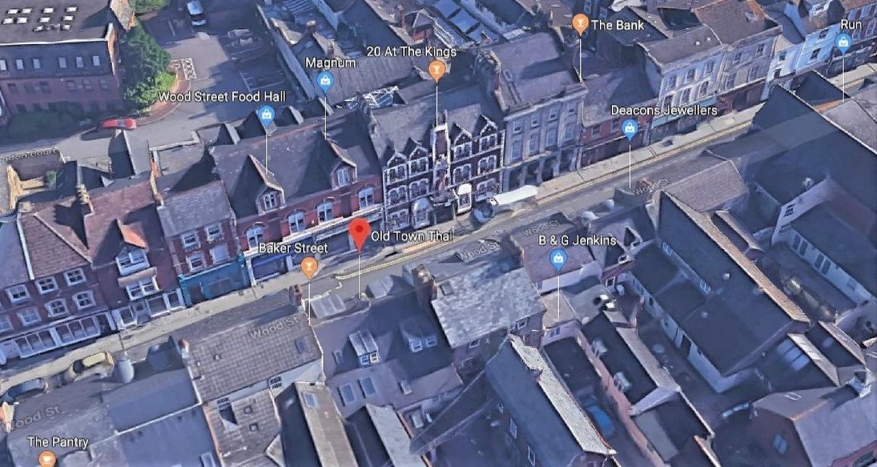 Swindon Old Town Duplex - Entercloud9Saアパートメント エクステリア 写真